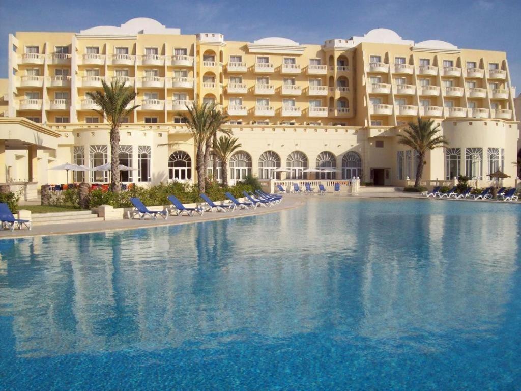 Tmk L'Atrium Yasmine Hammamet Hotel Exterior photo